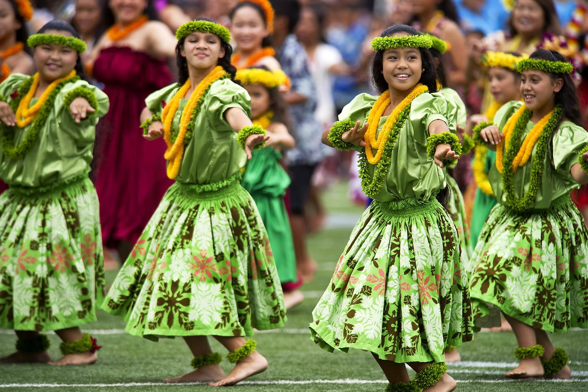 Image of girls dancing in Hawaii at a Luau