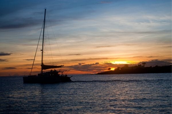 honolulu-sunset-cruise