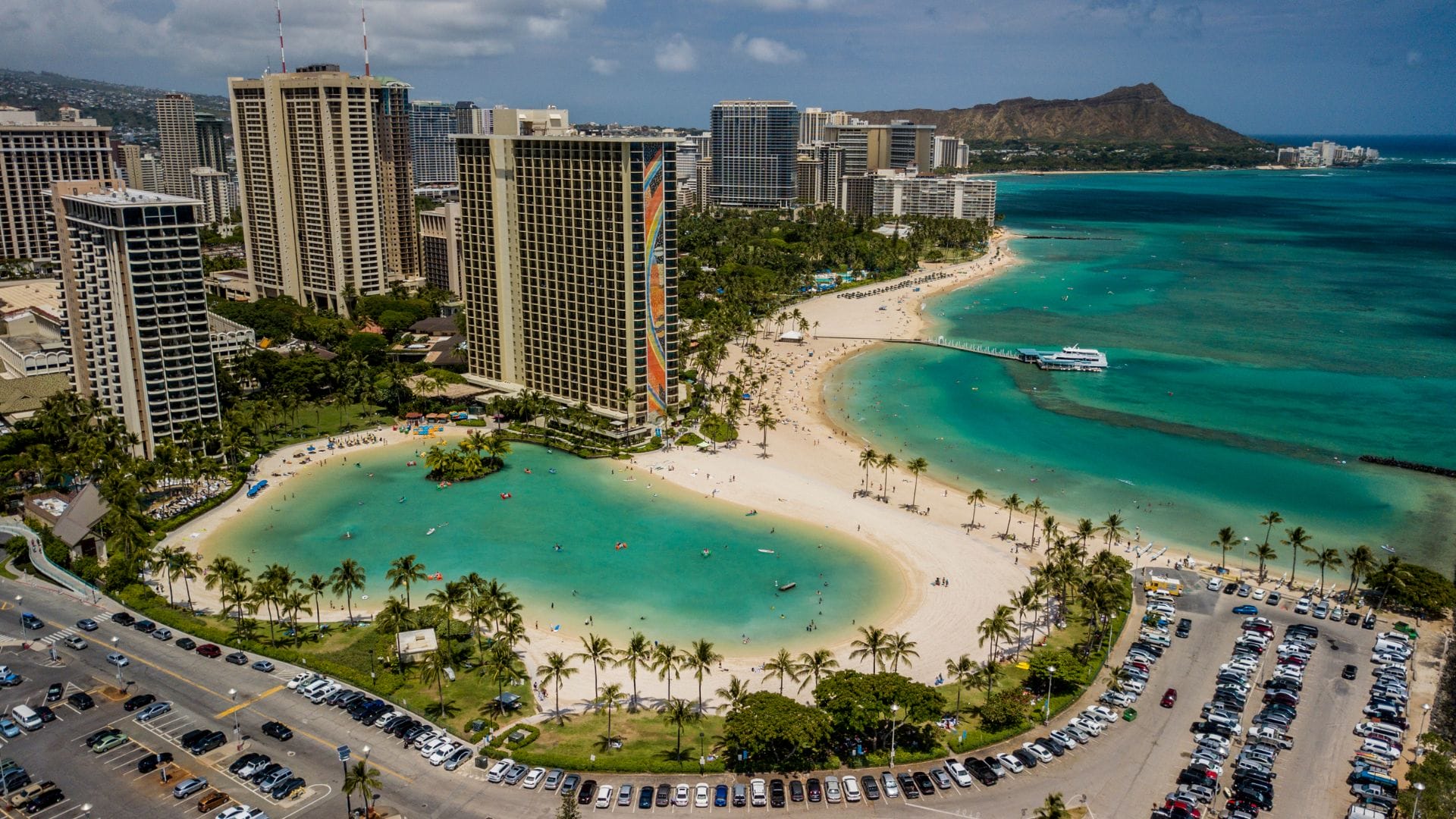 hilton hawaiian village shops