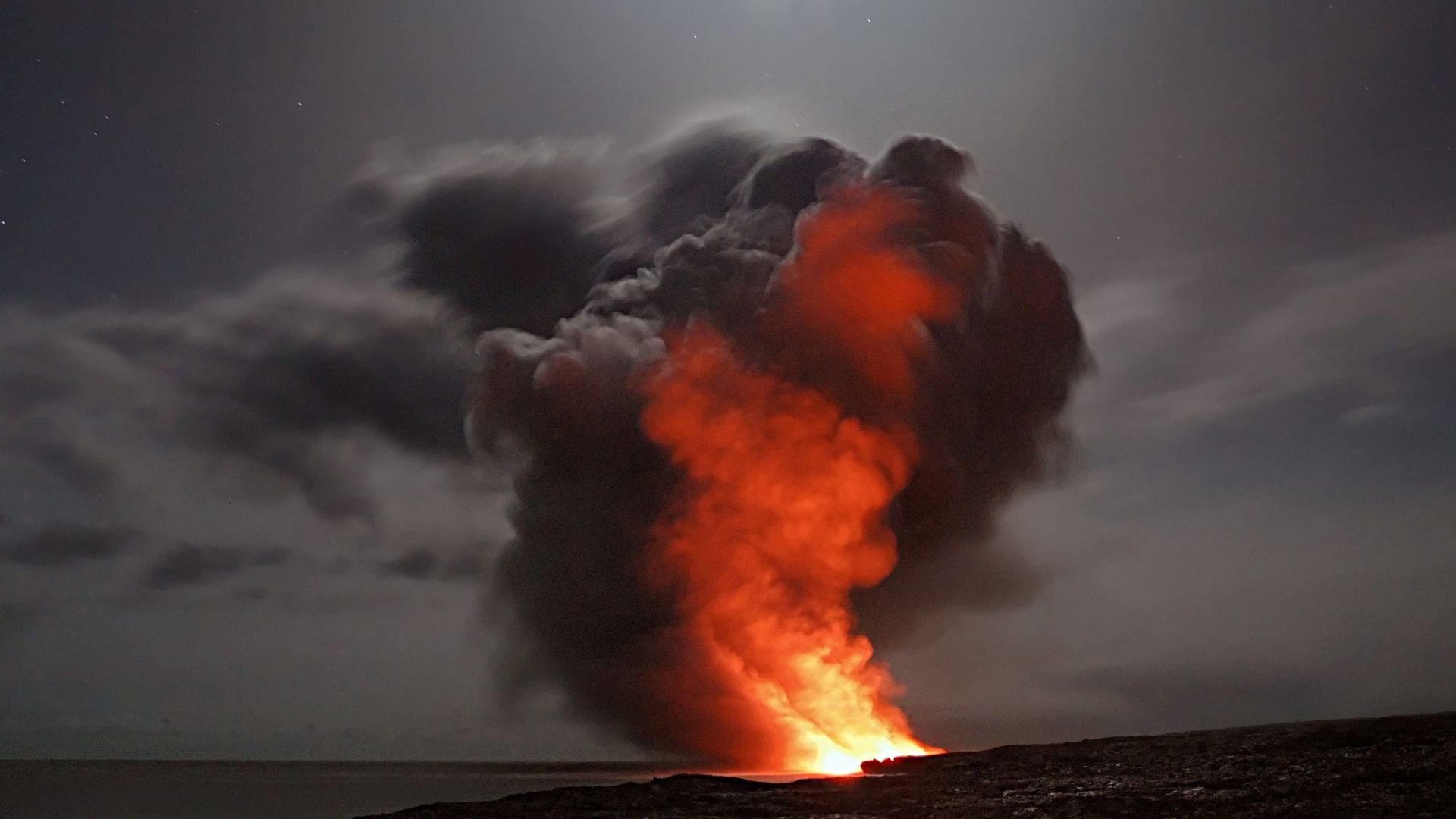 Hawaii-Volcano- Helicopter