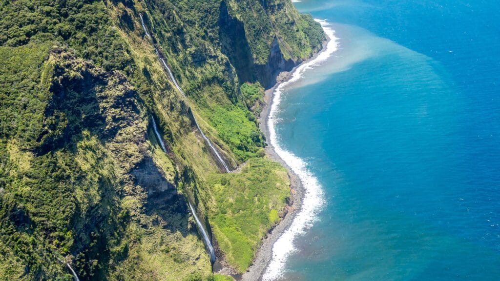 Volcano Helicopter Tours in Hawaii: Ultimate Guide