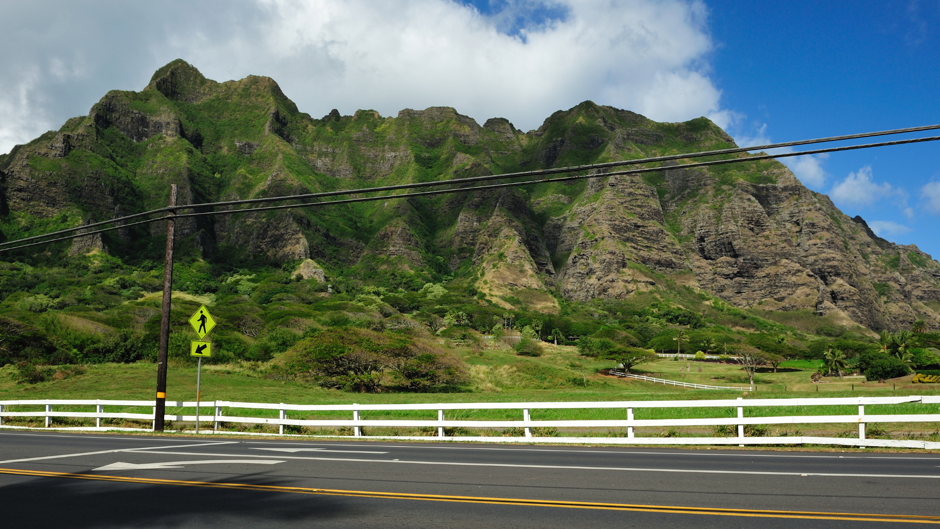 Discovering Paradise What is the Windward Side of Oahu?
