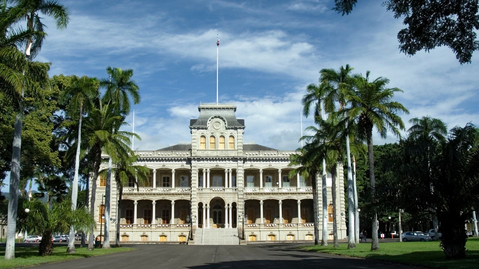 Exploring Hawaii's Rich History at Iolani Palace Exploring Hawaii's Rich History at Iolani Palace