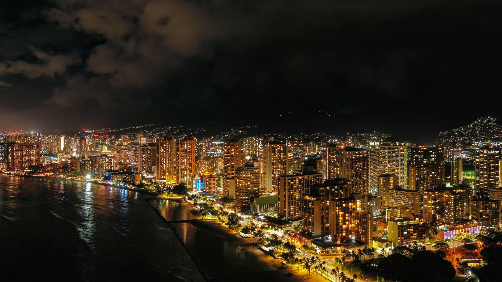 Honolulu-City-Lights