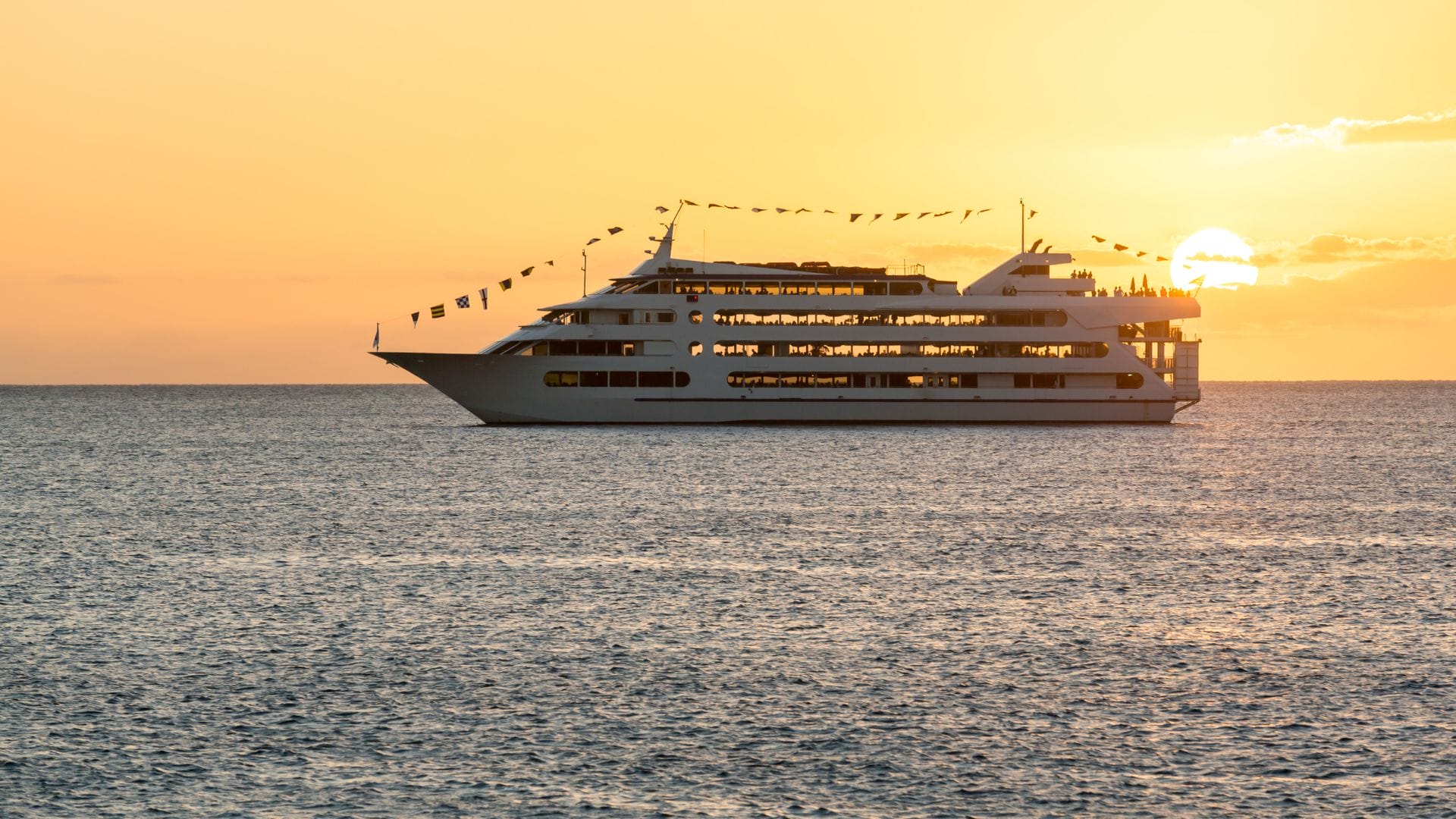 Star Honolulu Cruise Ship Experience