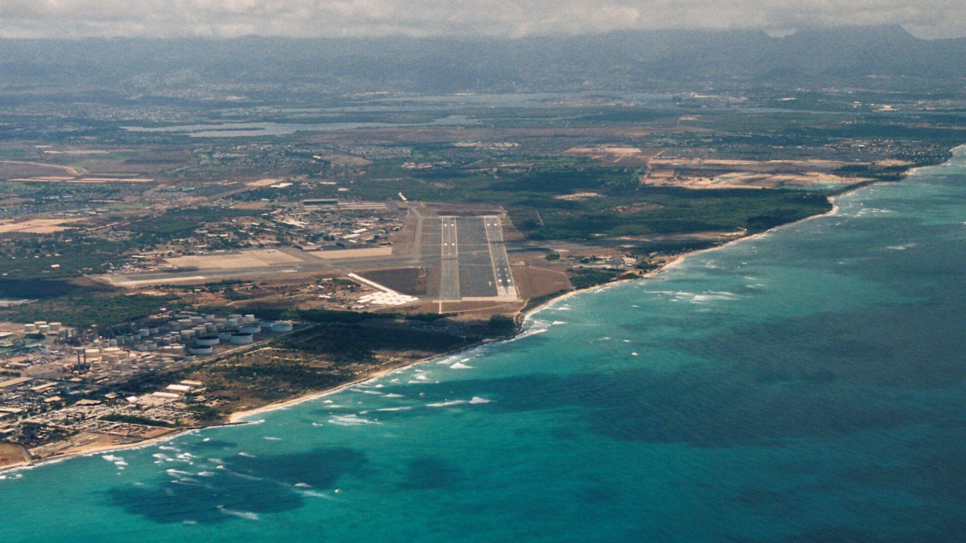 What-Airport-do-you-fly-into-for-Waikiki-Hawaii