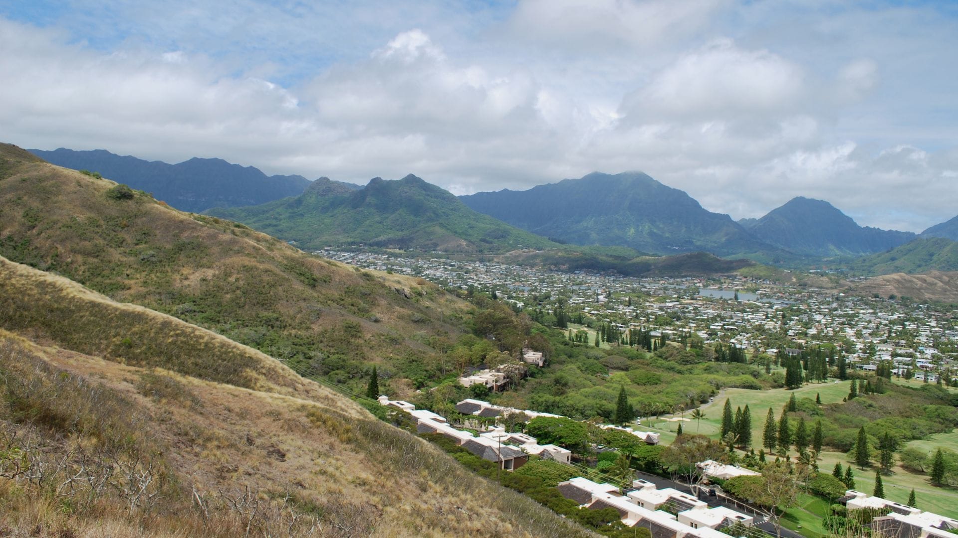 crater-hike-oahu-Hawaii crater-hike-oahu-Hawaii
