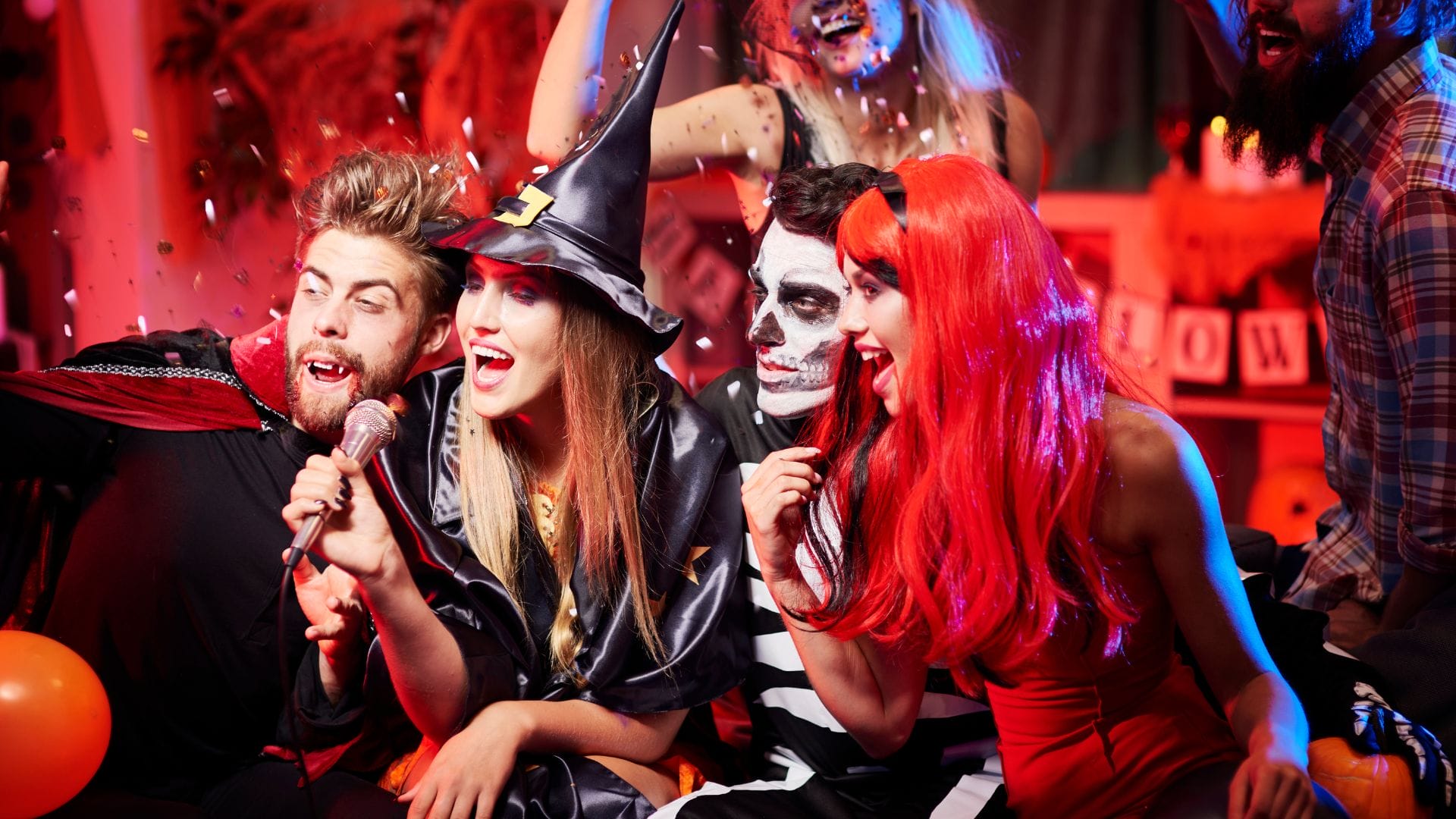 Hallowbaloo-Costume-Party